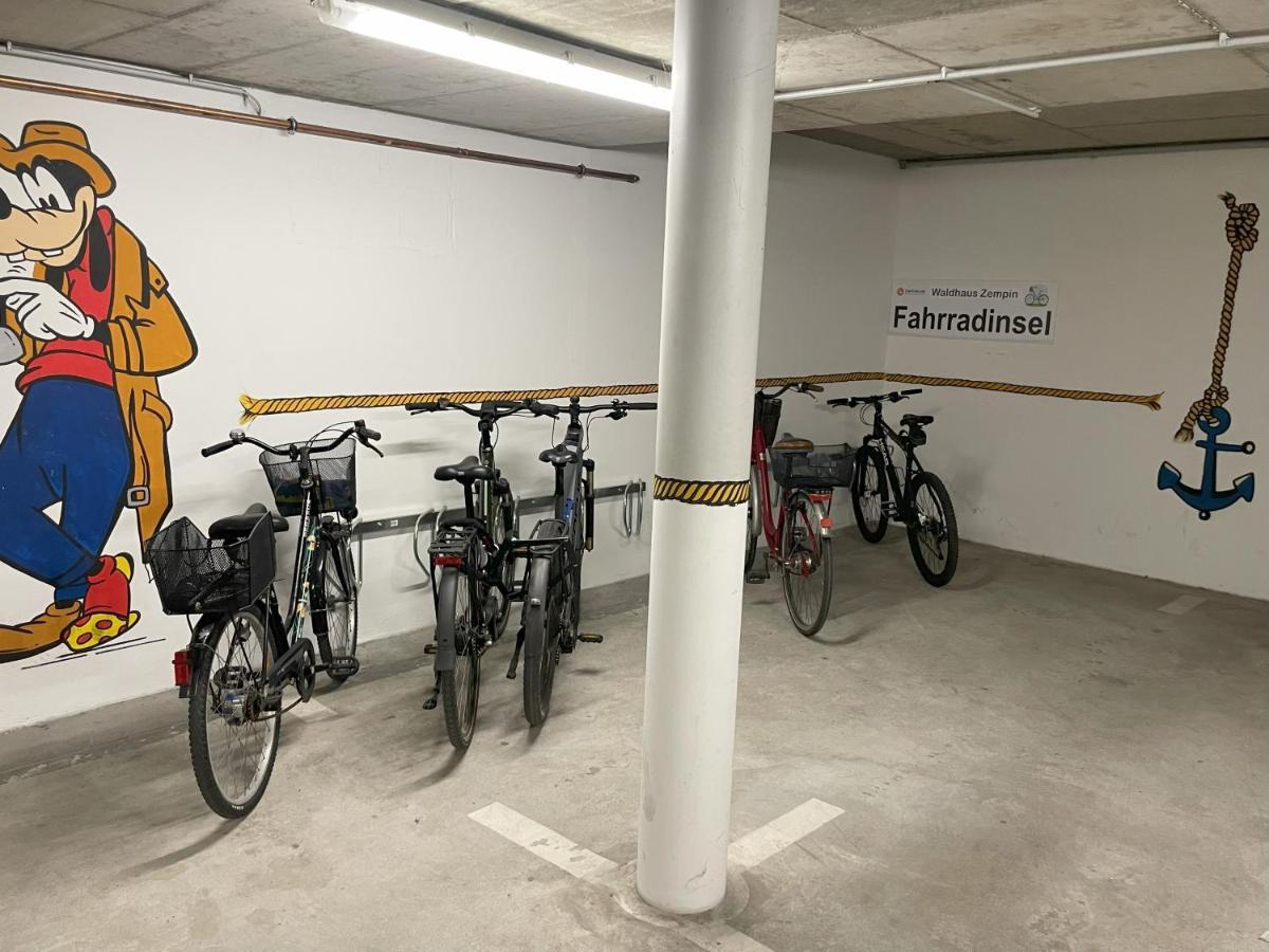 "Ab Zum Strand" Ferienwohnung Mit Balkon Zempin Exteriör bild