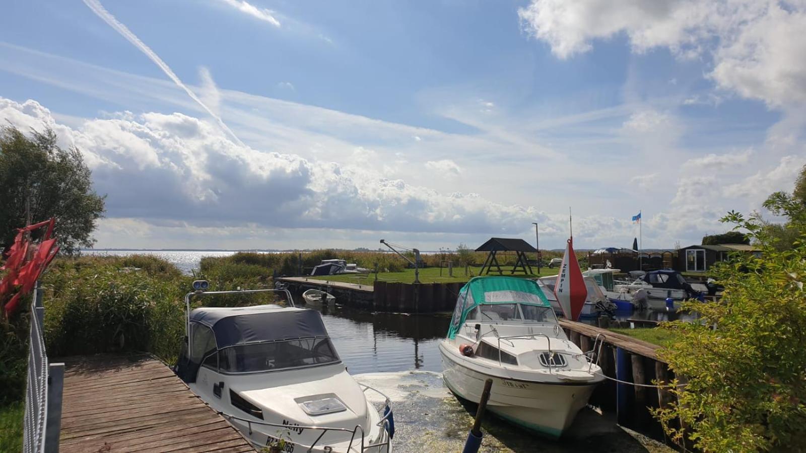 "Ab Zum Strand" Ferienwohnung Mit Balkon Zempin Exteriör bild