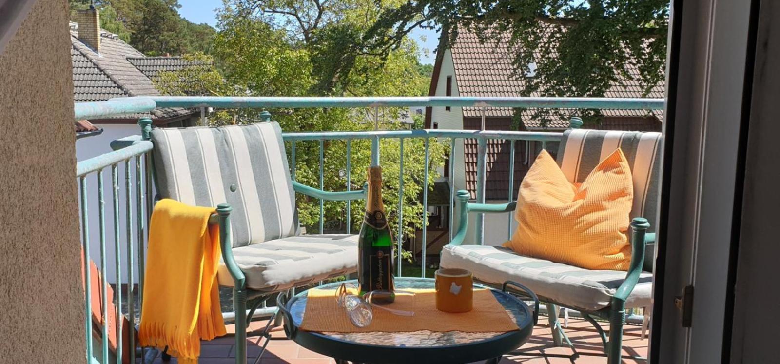 "Ab Zum Strand" Ferienwohnung Mit Balkon Zempin Exteriör bild